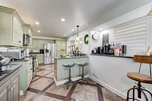 3101 Castlerock Road 23, Oklahoma City, OK 73120