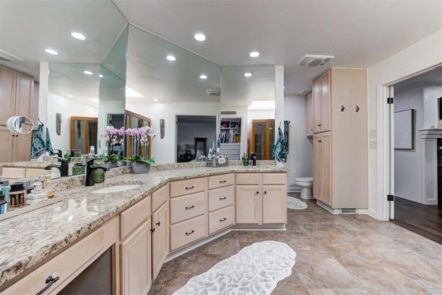 3101 Castlerock Road 23, Oklahoma City, OK 73120