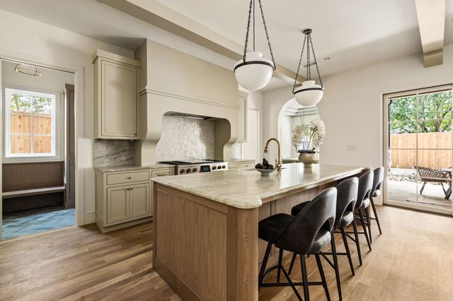 6270 Malcolm Drive, Dallas, TX 75214