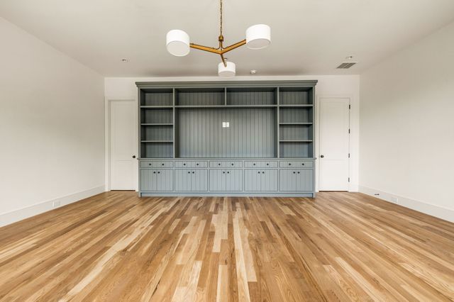 6270 Malcolm Drive, Dallas, TX 75214