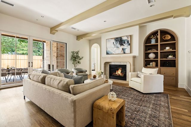 6270 Malcolm Drive, Dallas, TX 75214