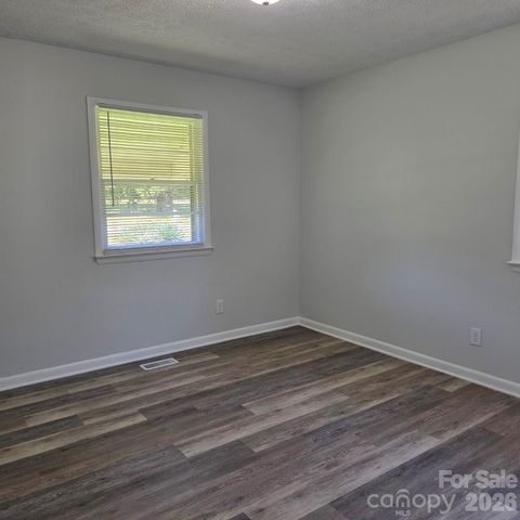251 Branchwood Circle, Kings Mountain, NC 28086