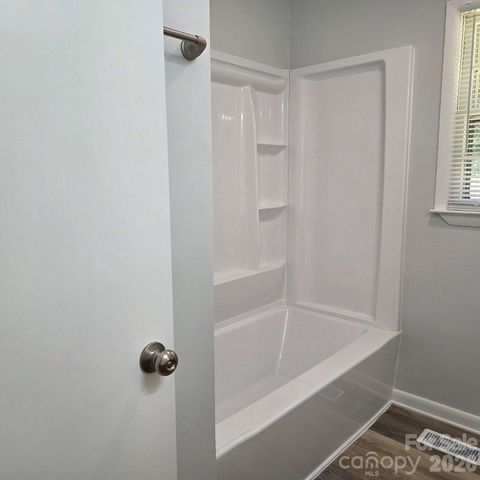 251 Branchwood Circle, Kings Mountain, NC 28086