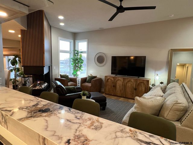 2910 S County Road 29, Valley, NE 68064