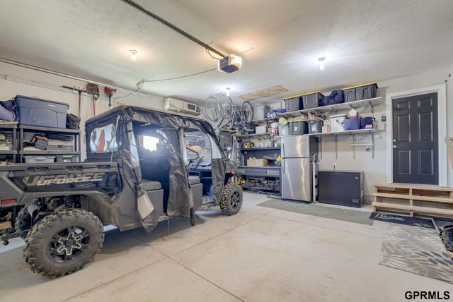 2910 S County Road 29, Valley, NE 68064