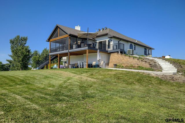 2910 S County Road 29, Valley, NE 68064