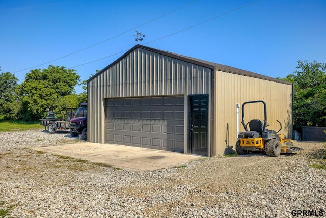 2910 S County Road 29, Valley, NE 68064