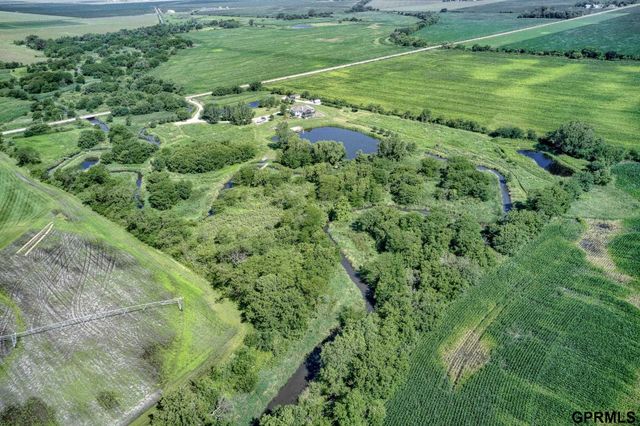 2910 S County Road 29, Valley, NE 68064