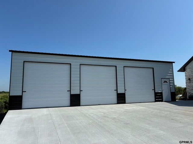 2910 S County Road 29, Valley, NE 68064