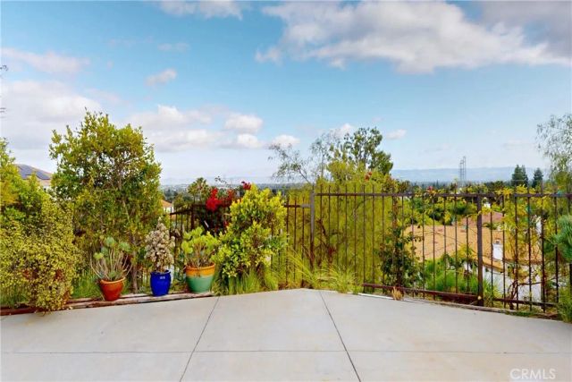 11595 Rancho Del Valle, Granada Hills, CA 91344