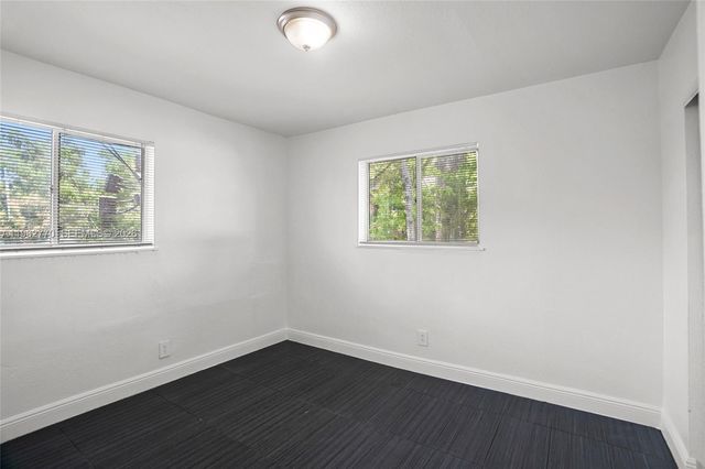 37 SW 14th St 16, Dania Beach, FL 33004