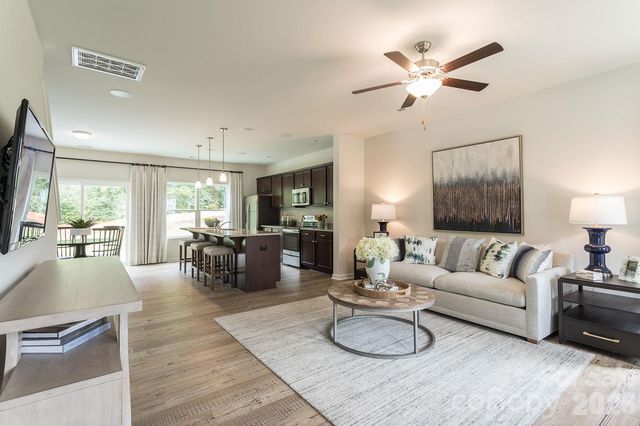 4021 Juno Drive 190, Charlotte, NC 28215