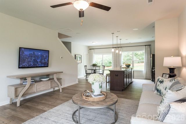 4021 Juno Drive 190, Charlotte, NC 28215