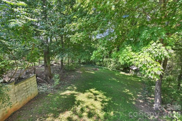 297 White Pine Drive, Asheville, NC 28805
