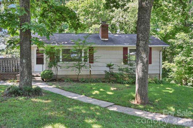 297 White Pine Drive, Asheville, NC 28805