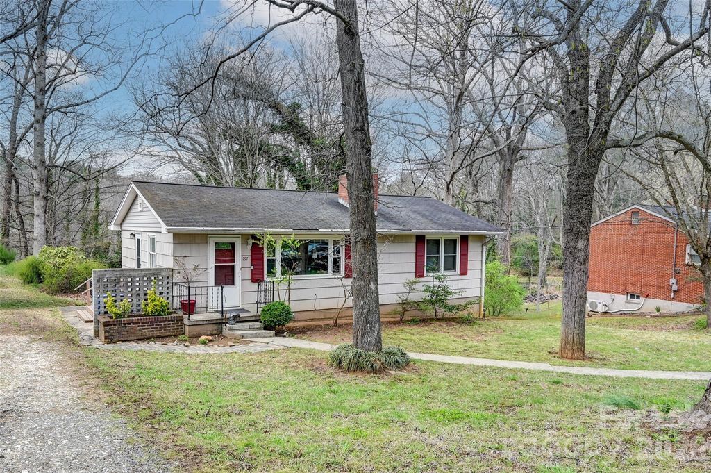 297 White Pine Drive, Asheville, NC 28805