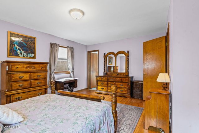 1111 Rosehill Boulevard, Niskayuna, NY 12309