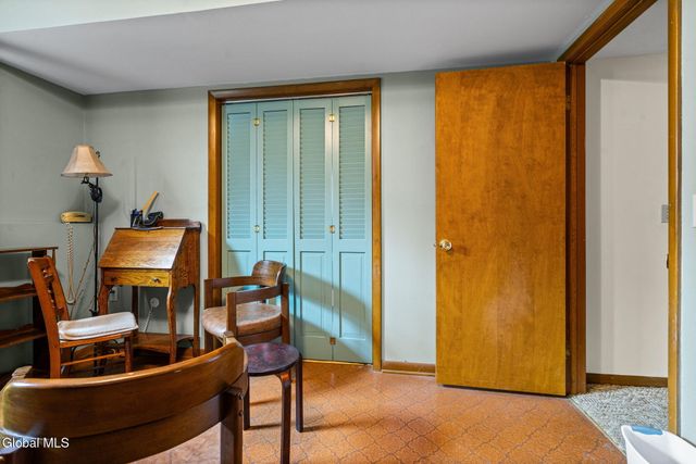 1111 Rosehill Boulevard, Niskayuna, NY 12309