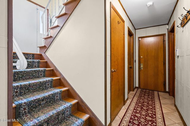 1111 Rosehill Boulevard, Niskayuna, NY 12309