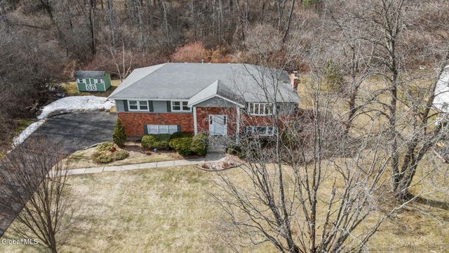 1111 Rosehill Boulevard, Niskayuna, NY 12309