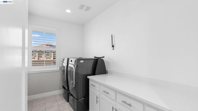 4022 Chalk Hill Way, Dublin, CA 94568