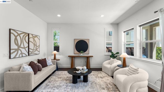 4022 Chalk Hill Way, Dublin, CA 94568
