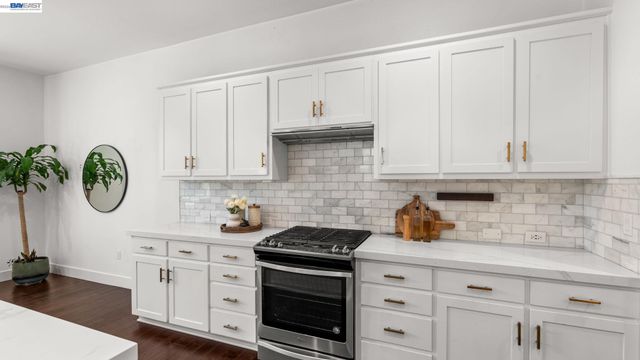 4022 Chalk Hill Way, Dublin, CA 94568