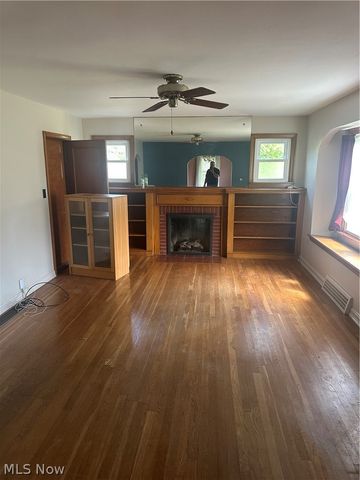 694 Mckinley Avenue, Bedford, OH 44146