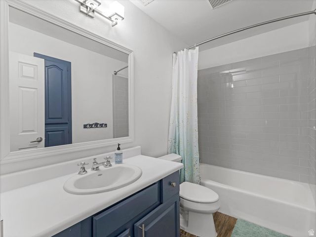10886 N HIGHLAND CIR, Highland, UT 84003