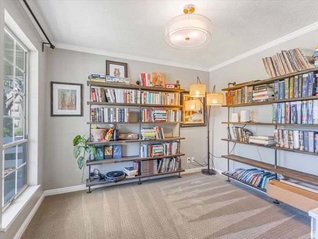 10886 N HIGHLAND CIR, Highland, UT 84003