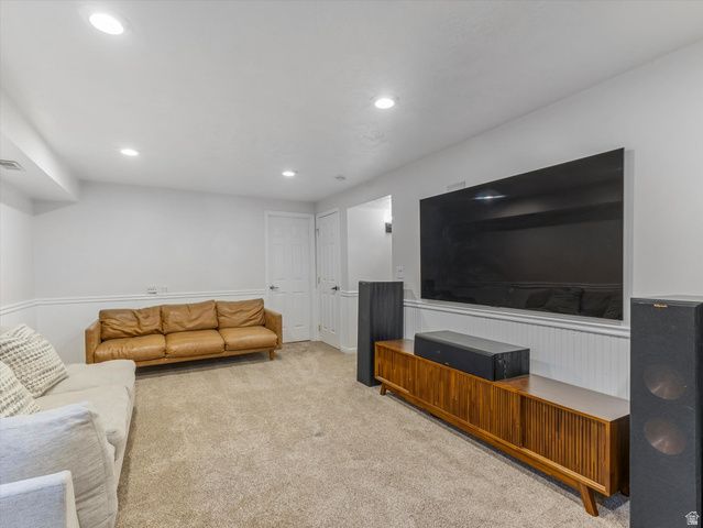10886 N HIGHLAND CIR, Highland, UT 84003