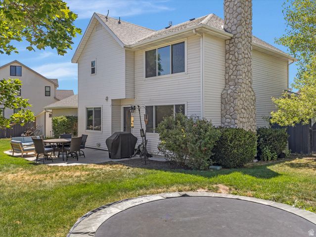 10886 N HIGHLAND CIR, Highland, UT 84003
