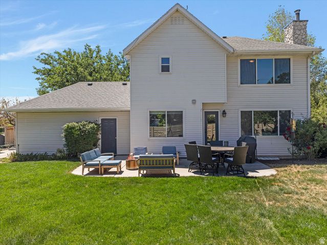 10886 N HIGHLAND CIR, Highland, UT 84003