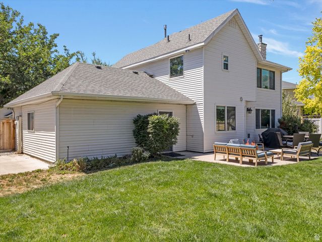 10886 N HIGHLAND CIR, Highland, UT 84003