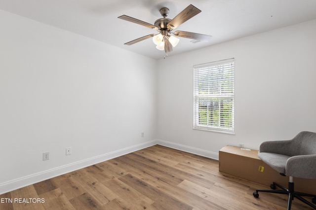 6817 Audrianna Lane, Knoxville, TN 37918