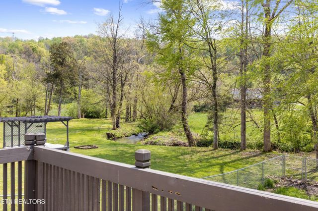 6817 Audrianna Lane, Knoxville, TN 37918