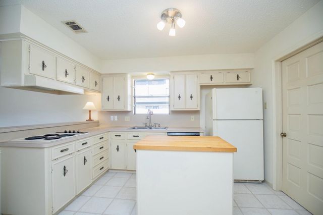 3903 Kiamesha Drive, Missouri City, TX 77459