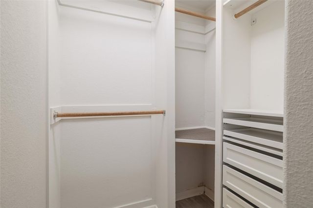 2101 Rivers Edge WAY 26, Austin, TX 78741