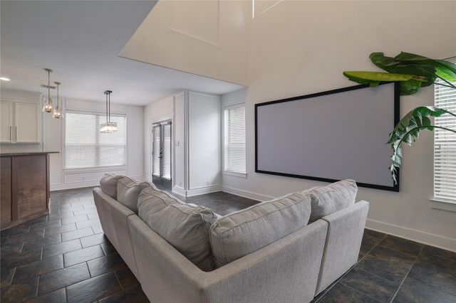 2101 Rivers Edge WAY 26, Austin, TX 78741