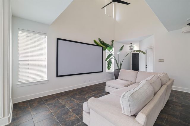 2101 Rivers Edge WAY 26, Austin, TX 78741