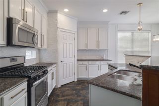 2101 Rivers Edge WAY 26, Austin, TX 78741