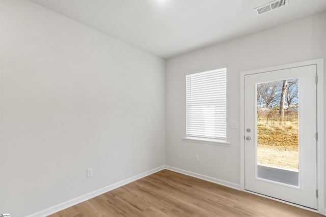28 Stoneview Way, Taylors, SC 29687