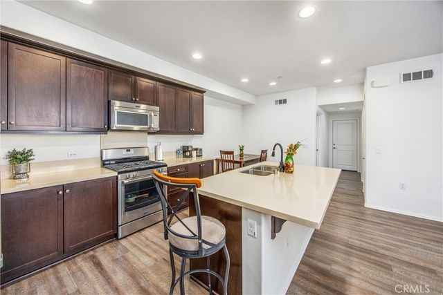 595 Orlando Court, Upland, CA 91786