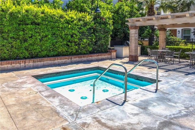 595 Orlando Court, Upland, CA 91786
