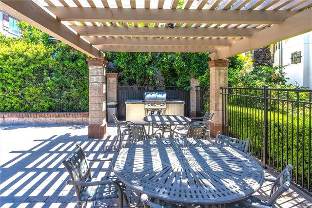 595 Orlando Court, Upland, CA 91786