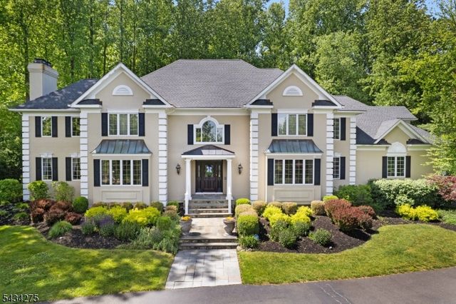 7 Chilton Rd, Chester Twp., NJ 07930
