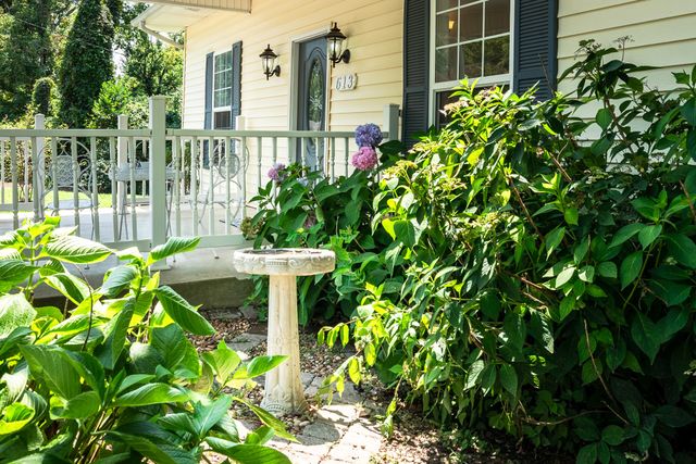 613 Mitchell Ave, Columbia, TN 38401