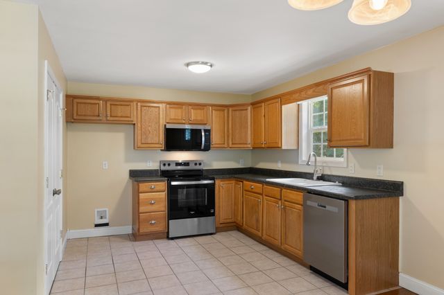 613 Mitchell Ave, Columbia, TN 38401