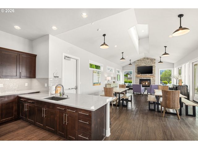 1776 Nw ROLLING HILLS Dr, Camas, WA 98607