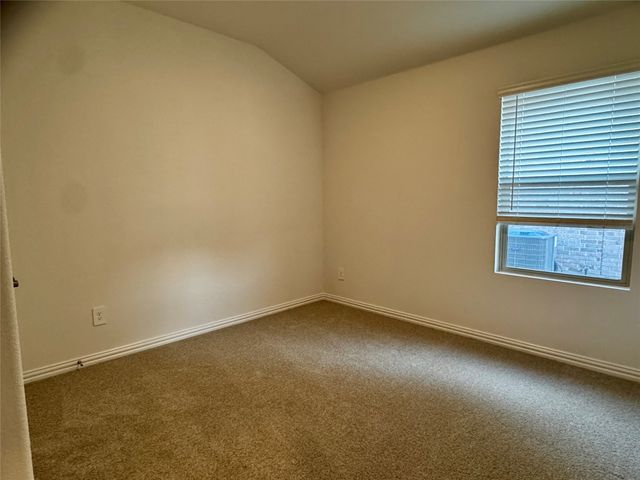 1362 Los Olmos Lane, Crandall, TX 75114